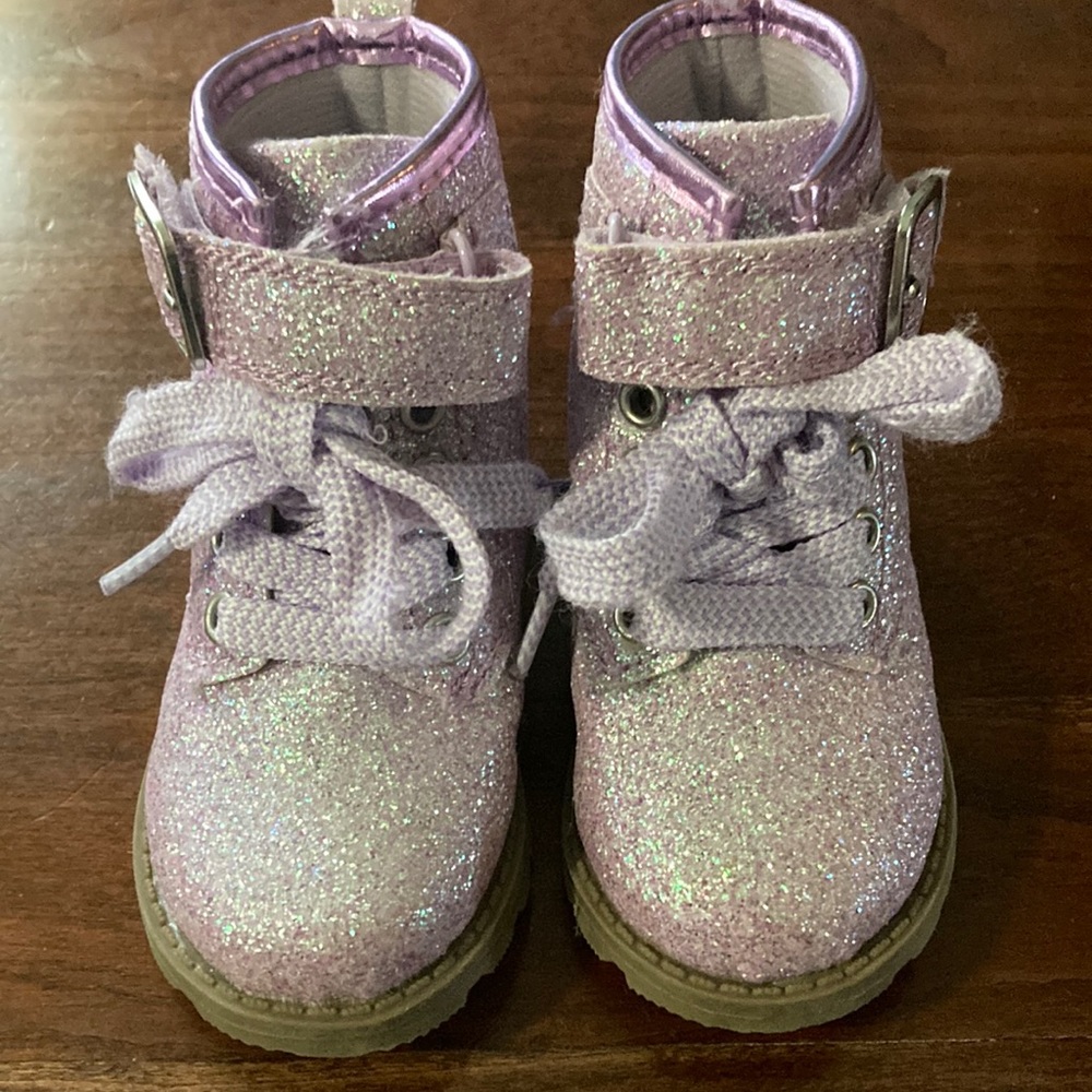 Little Girl Stylish fall boots